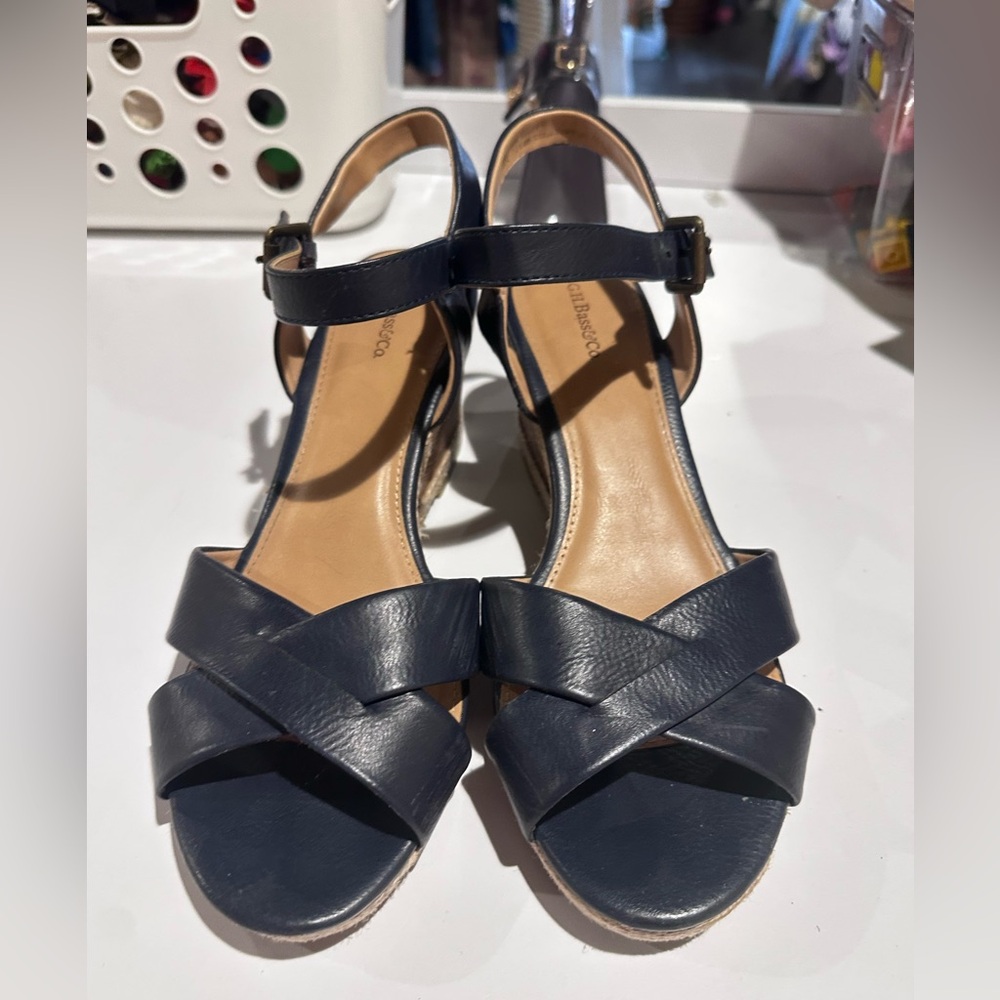 GH Bass wedge heels